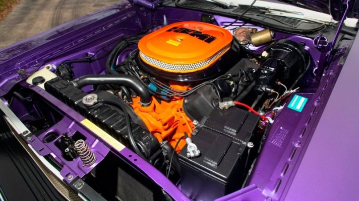 00 70 Hemi Challenger RT 4.jpg