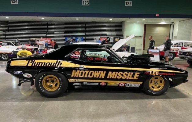 Misc Mopars (23).jpg