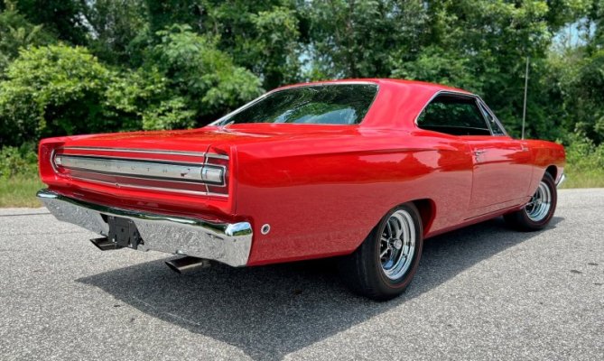 0000 Hemi Runner 3.jpg