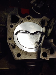 piston2.JPG piston2.JPG