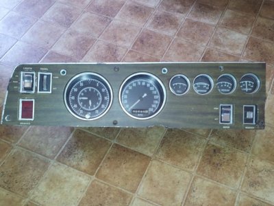 Guages 1.jpg Guages 1.jpg