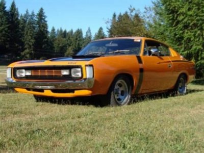 1971_Dodge_Charger_Australian_Hemi_RT_6-Pack_Orange_For_Sale_Front_resize.jpg