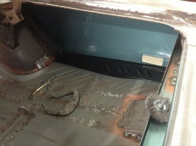 pass side trunk ext.jpg