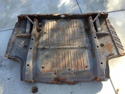 Trunk pan 002 (Large).jpg Trunk pan 002 (Large).jpg