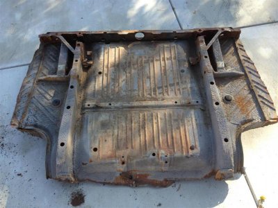 Trunk pan 002 (Large).jpg