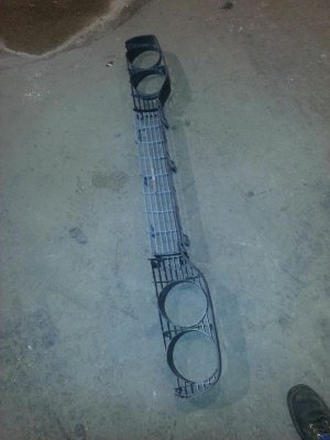 72 grille1.jpg 72 grille1.jpg