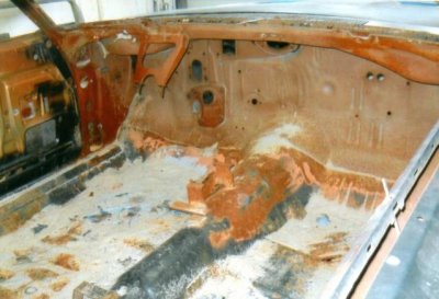 floor pan with sand.jpg floor pan with sand.jpg