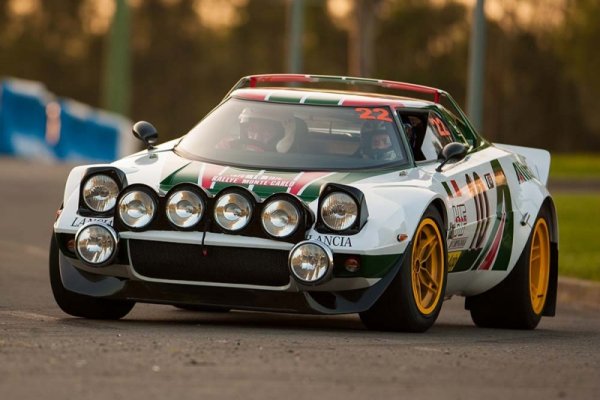 STR-Lancia-Stratos-Replica-Front-800x534.jpg
