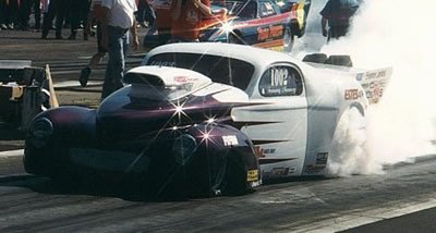 40 Willys Pro-Mod Tommy Mauney-Shannon Jenkins.jpg