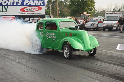 48 Anglia Gasser burn-out.jpg