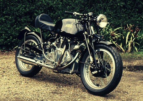 Vincent-HRD-Caf%C3%A9-Racer-3.jpg