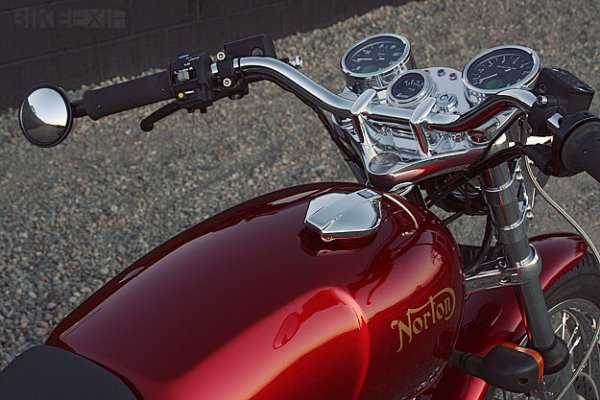 1974-norton-commando-2.jpg