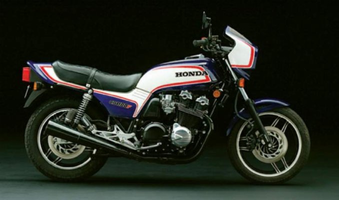 honda-cb1100f-93-02.jpg