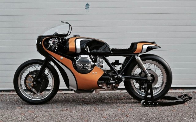 Guzzi%2BStile%2Bitaliano%2B01.jpg