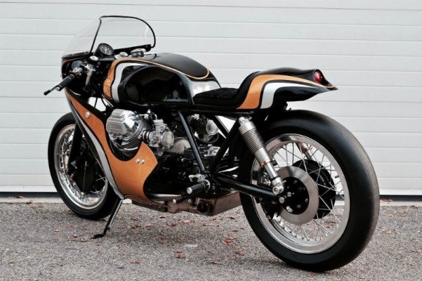 Guzzi%2BStile%2Bitaliano%2B08.jpg