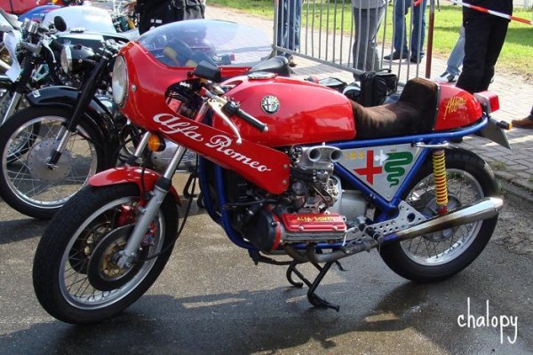 alfa-romeo-motorcycle2-jpg.jpg