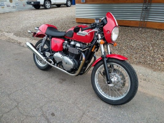 riumph-thruxton-900-for-sale-2022-09-30-1-1024x768.jpg