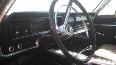 sat dash steering wheel.jpg