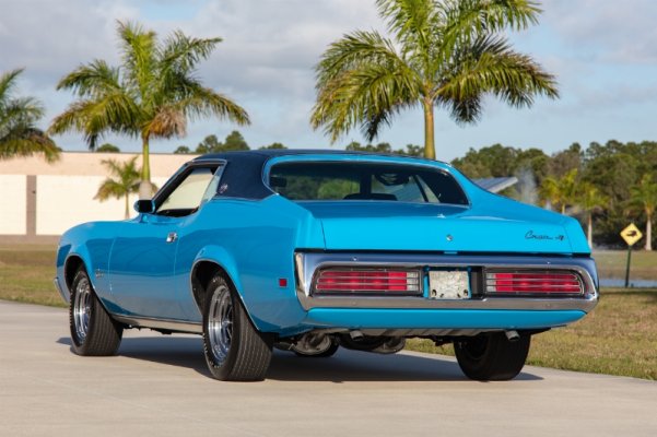 1971-mercury-cougar-xr7-429-cobra-jet-4.jpg