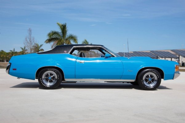 1971-mercury-cougar-xr7-429-cobra-jet-3.jpg