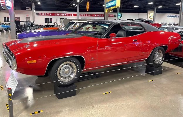 6-and-factory-sunroof-comes-out-of-hiding-197000_1.jpg