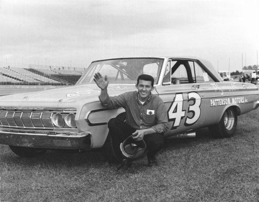 Richard-Petty-1964-NASCAR-1024x802.jpg