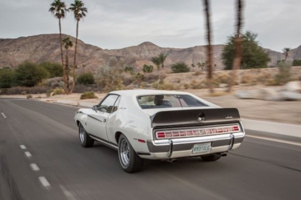 C-Javelin-SST-rear-three-quarter-in-motion-660x440.jpg