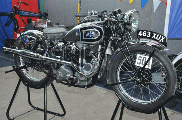 1938-ajs-silver-streak-2-image-858x570.gif