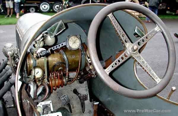GN-V8-aero-special_interior.jpg