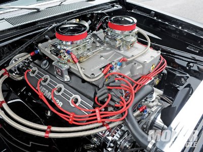 mopp_0903_02_z+1968_dodge_dart_gts+hemi_engine[1].jpg