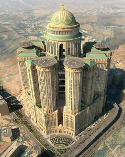World's largest hotel in Mecca, Saudi Arabia. 10,000 rooms, 4 helipads, can accomodate 30,000 ...jpg