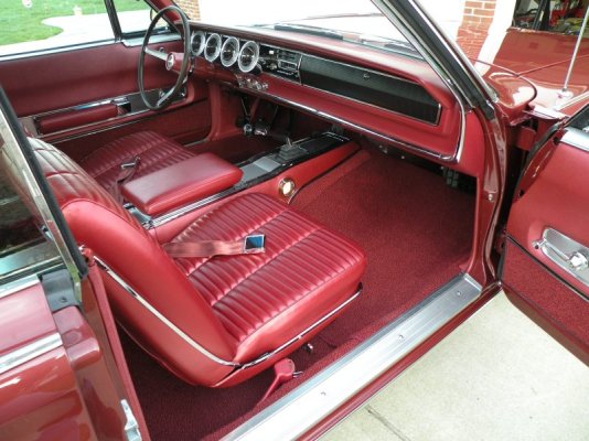 739 Hemi Charger 4-speed 3.jpg
