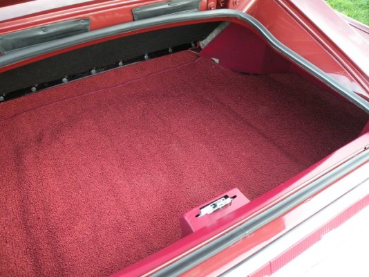 739 Hemi Charger 4-speed 5.jpg