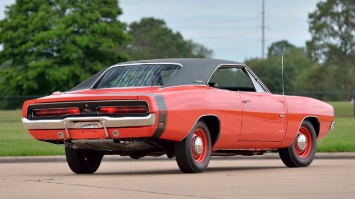 747 '69 Hemi Charger RT 2.jpg