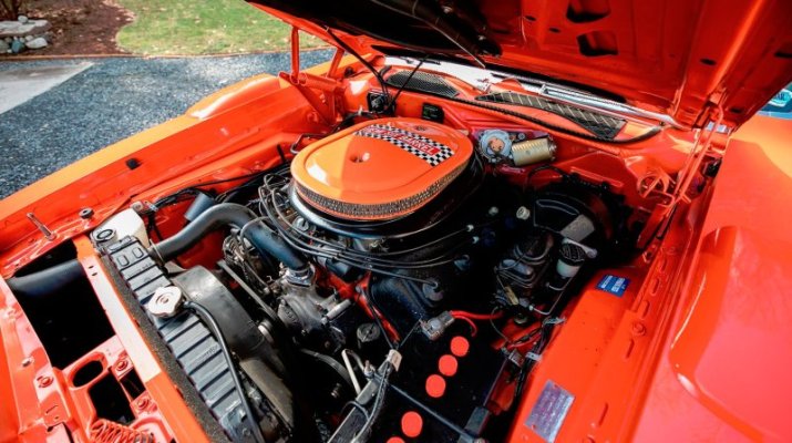 748 '71 Hemi Roadrunner 6bbl (4).jpg