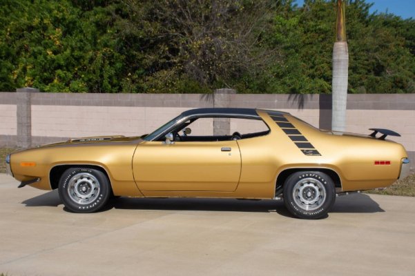 1971-plymouth-road-runner-6.jpg