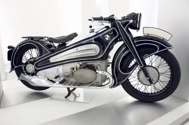 bmw-r7.jpg