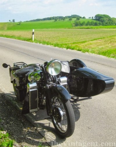 -Superior-Austin-Four-Road-Test-Vintagent-806x1024.jpg