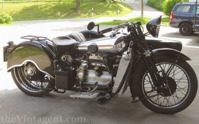 -Superior-Austin-Four-Road-Test-Vintagent-1024x641.jpg
