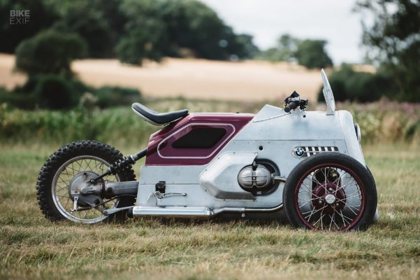 classic-bmw-3-wheeled-motorcycle-1.jpg