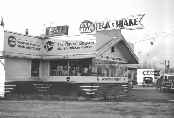 Drive-In - Steak n Shake chain started in Normal, IL in 1934 2.jpg