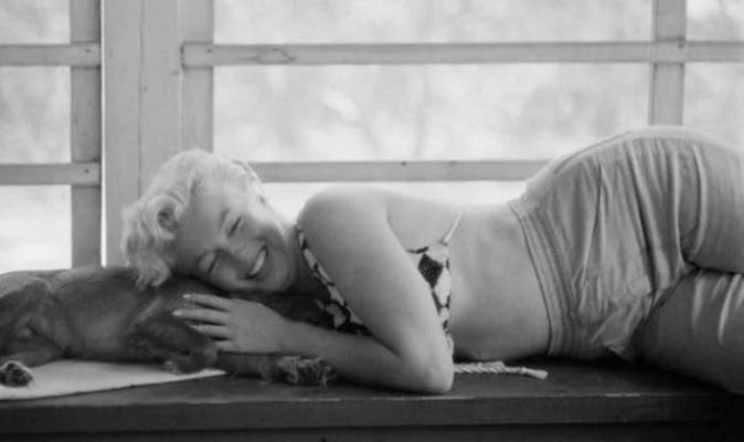 During-the-shooting-of-the-misfits-in-1960 Marilyn Monroe.jpg