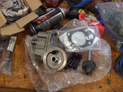 OIL PUMP.jpg