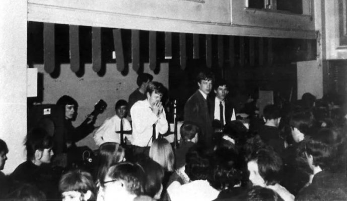 Rolling Stones perform at the Crawdaddy club in Richmond April 14,1963 A.jpg