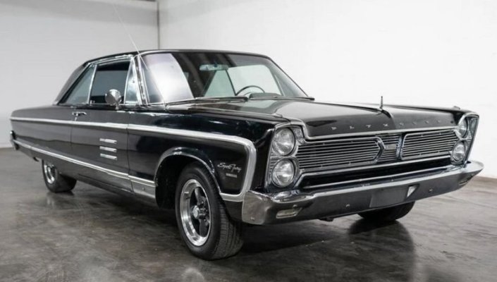1966-plymouth-sport-fury-boasts-a-440-v8-engine.jpg