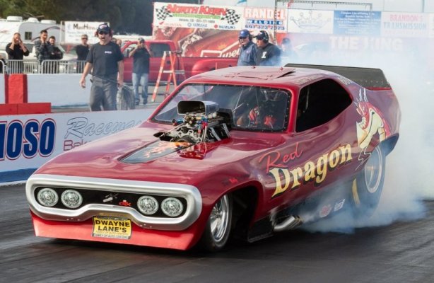 Plymouth GTX Nostalgia Funny Car 'Red Dragon'.jpg