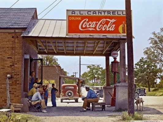 Gas station, Garage and General Store in Penfield, Georgia - 1941.jpg
