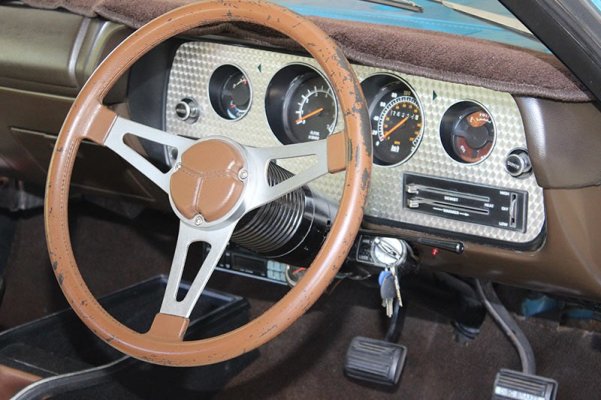 chrysler-valiant-charger-dash-4.jpg
