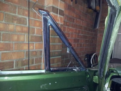 Vent window.jpg Vent window.jpg