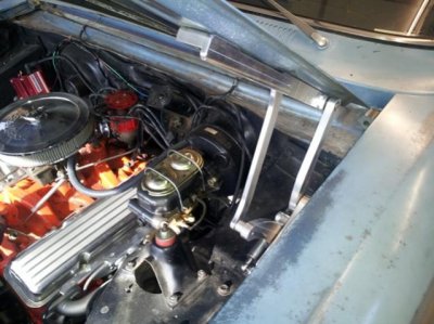 sm_hoodhinge3.jpg sm_hoodhinge3.jpg